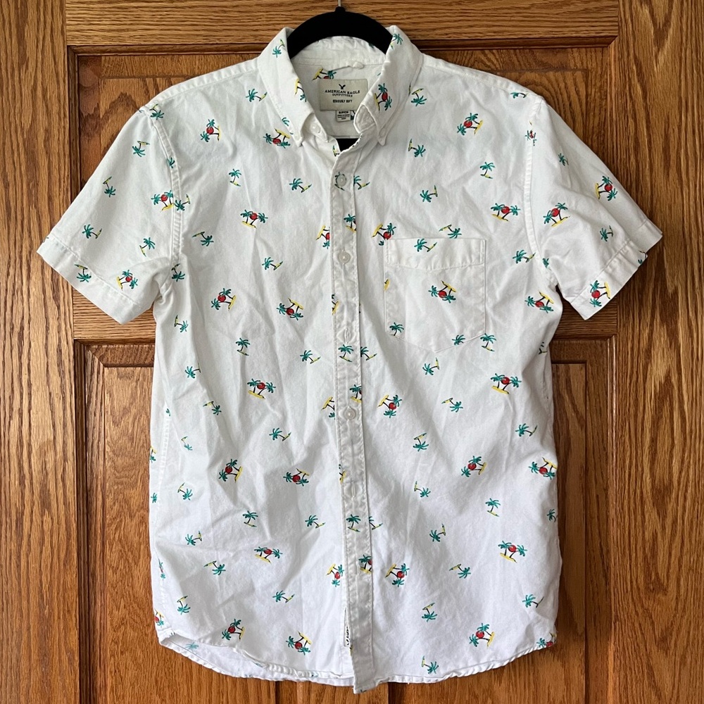 AEO White short sleeve Hawaiian shirt